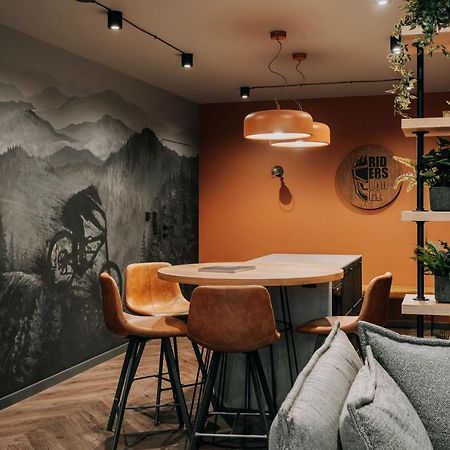 Apartament Riders Lodge Bielsko-Biala Jezynowa מראה חיצוני תמונה